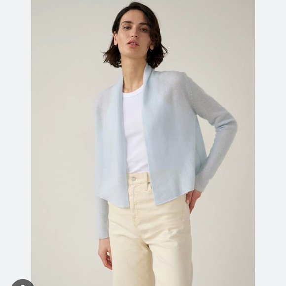 White and Warren cropped trapeze cardigan đź©·*dusty blue* - Picture 2 of 5